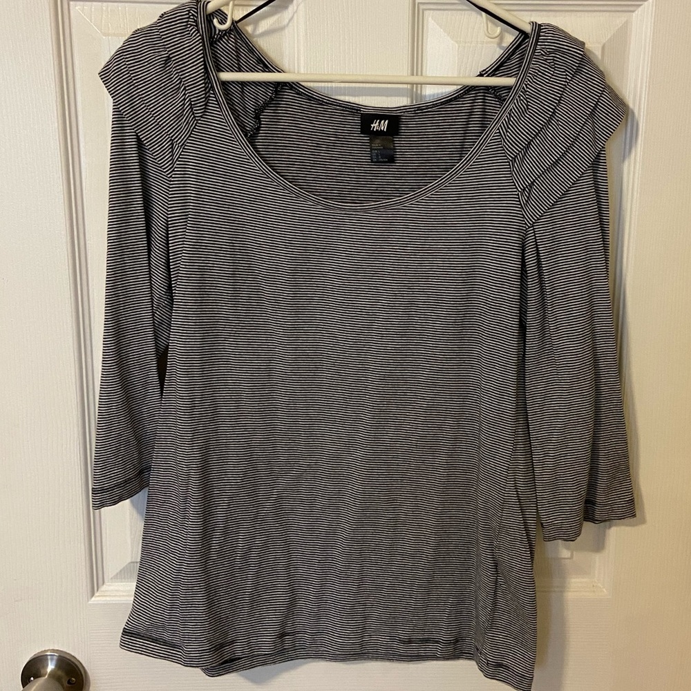 Ruffle sleeve top